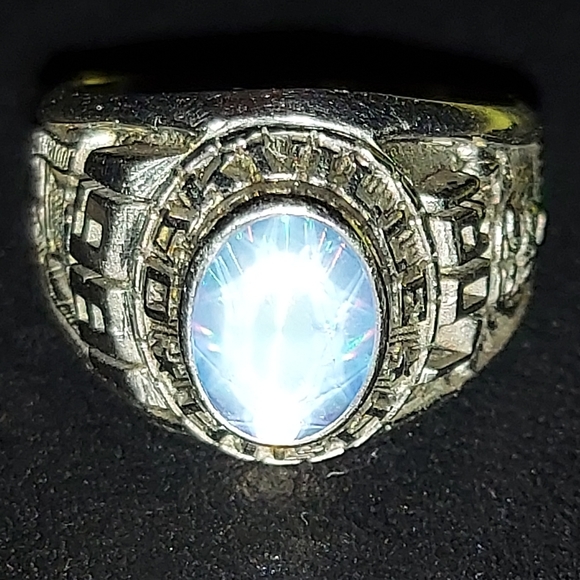 1981 Class ring - Picture 2 of 5